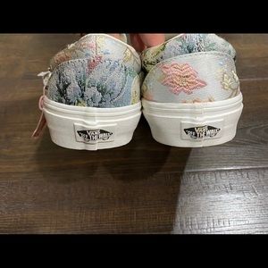 Vans Classic Slip on Floral Tapestry Size 10 Women